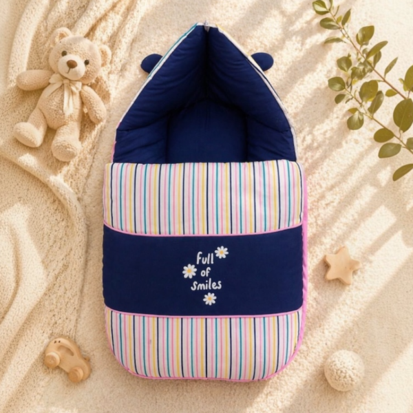 "Full of Smiles" Cozy Baby Nest & Carry Nest